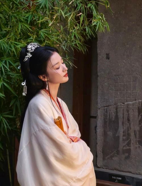 王楚然被爆料耍大牌视频,现场失控引热议 第3张 王楚然被爆料耍大牌视频,现场失控引热议 第3张