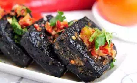 臭豆腐做法爆料视频大全,臭豆腐制作秘籍视频大揭秘 第3张 臭豆腐做法爆料视频大全,臭豆腐制作秘籍视频大揭秘 第3张