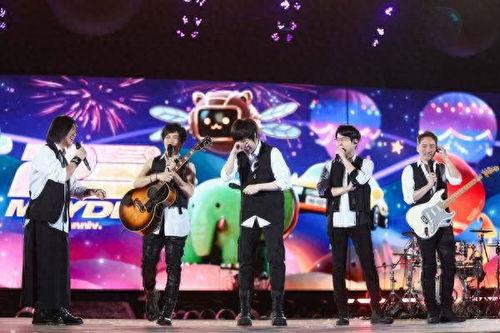 鸟巢演唱会爆料视频大全,精彩瞬间大盘点 第2张 鸟巢演唱会爆料视频大全,精彩瞬间大盘点 第2张