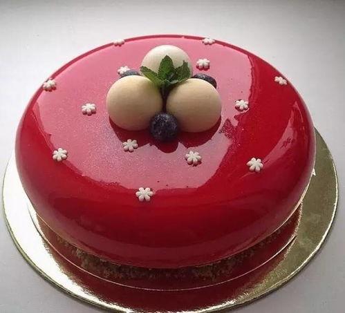 女子爆料蛋糕视频,揭秘后厨黑幕,食品安全引关注 第3张 女子爆料蛋糕视频,揭秘后厨黑幕,食品安全引关注 第3张