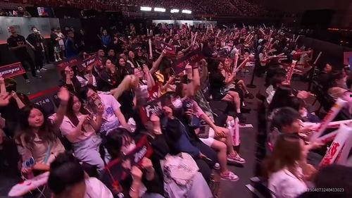 成都吃瓜网红蹦迪是谁啊,吃瓜群众聚焦的焦点人物 第2张 成都吃瓜网红蹦迪是谁啊,吃瓜群众聚焦的焦点人物 第2张