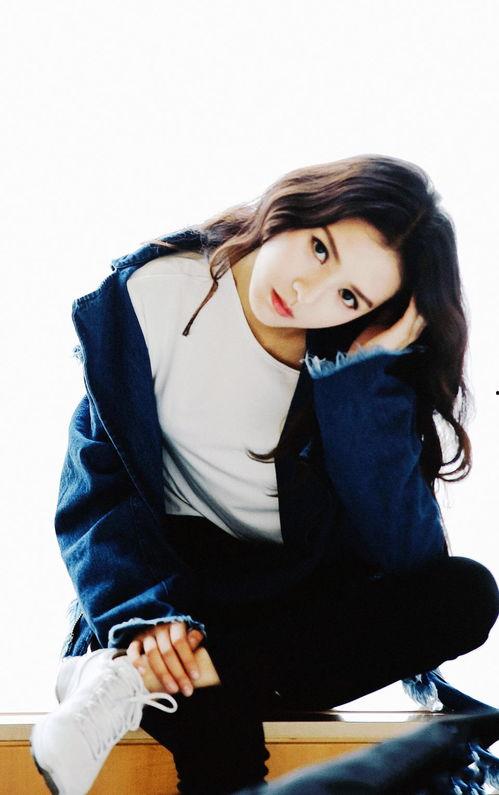 张予曦圈内爆料视频播放,揭秘娱乐圈不为人知的一面 第3张 张予曦圈内爆料视频播放,揭秘娱乐圈不为人知的一面 第3张