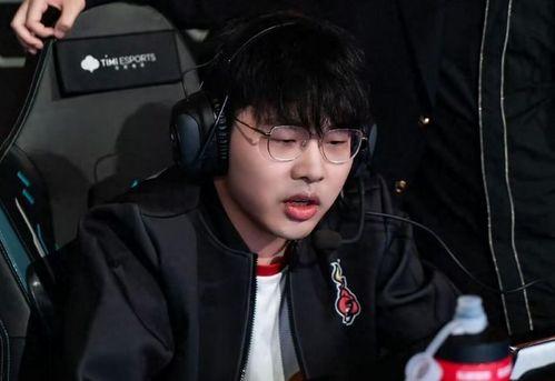 久哲爆料转会视频,电竞界风云变幻，转会门背后真相揭晓  第3张