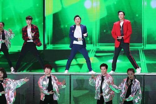 黄渤春晚视频爆料大全,揭秘幕后精彩瞬间 第2张 黄渤春晚视频爆料大全,揭秘幕后精彩瞬间 第2张