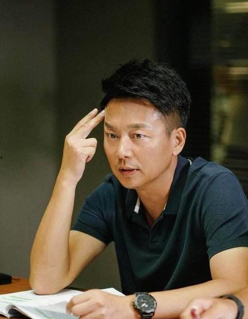 刘奕君爆料女儿视频,温馨家庭生活瞬间公开